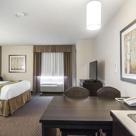 Quality Inn & Suites Thompson Eksteriør bilde