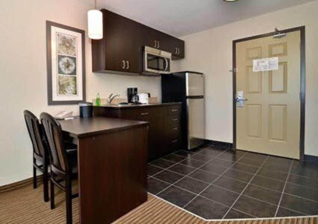 Quality Inn & Suites Thompson Eksteriør bilde