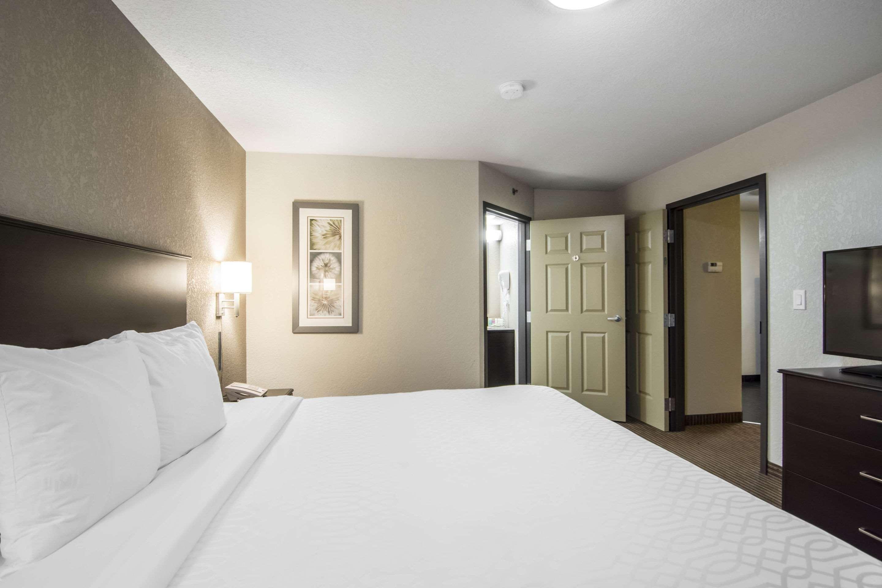 Quality Inn & Suites Thompson Eksteriør bilde